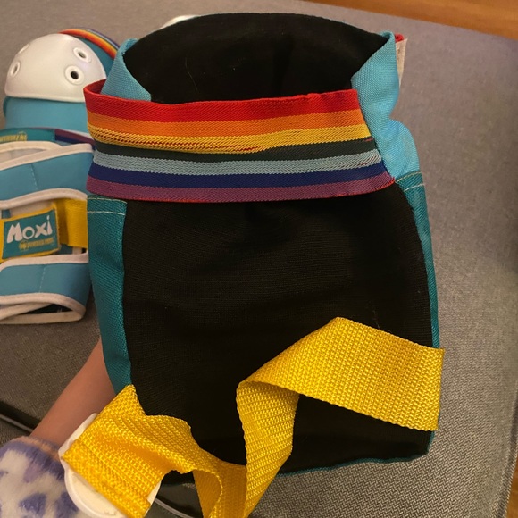 Moxi Skate Pads - Picture 6 of 14